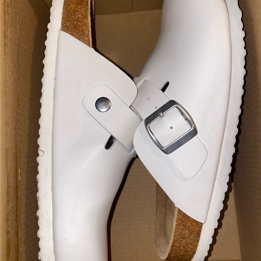White Slip-On CUSHIONAIRE Clogs